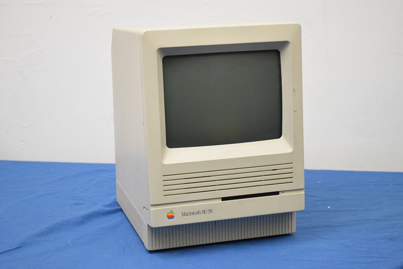 Macintosh SE/30